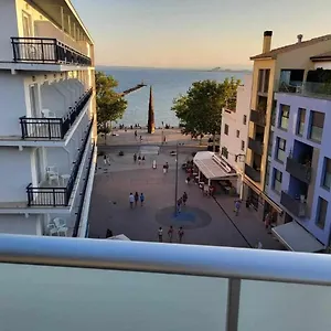 Apartamento Casc Antic Sl Sant Elm 4, Rosas